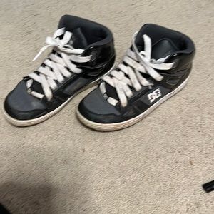 DC shoes